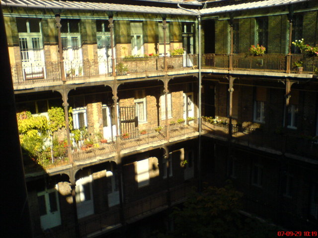 Scaled image oszlopos.jpg 