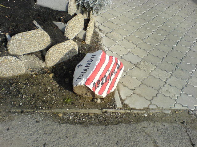 Scaled image trianonko.jpg 