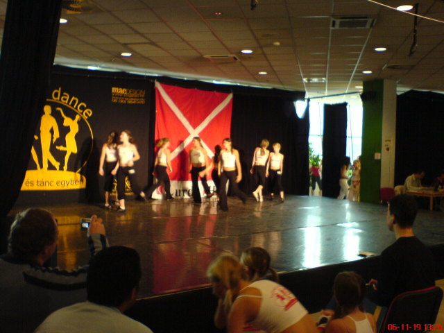 Scaled image aprofogu21.jpg 