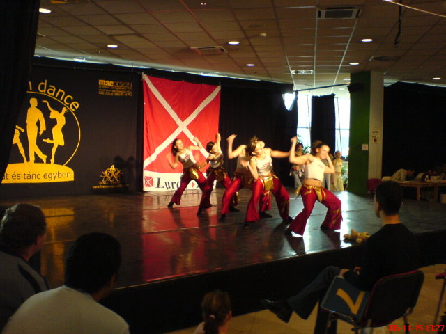 Scaled image aprofogu24.jpg 