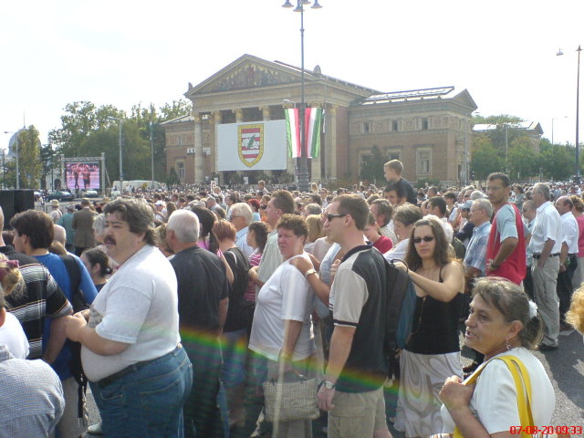 Scaled image katonabacsik02.jpg 