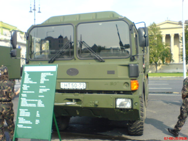 Scaled image katonabacsik32.jpg 