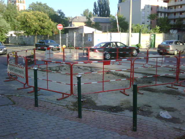 Scaled image IMG00100-20100614-1850.jpg 