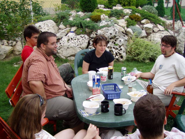 Scaled image p8250077.jpg 