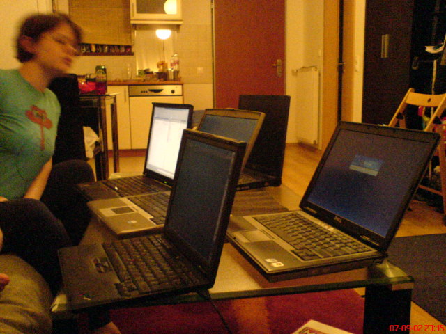 Scaled image bulihuginal.jpg 