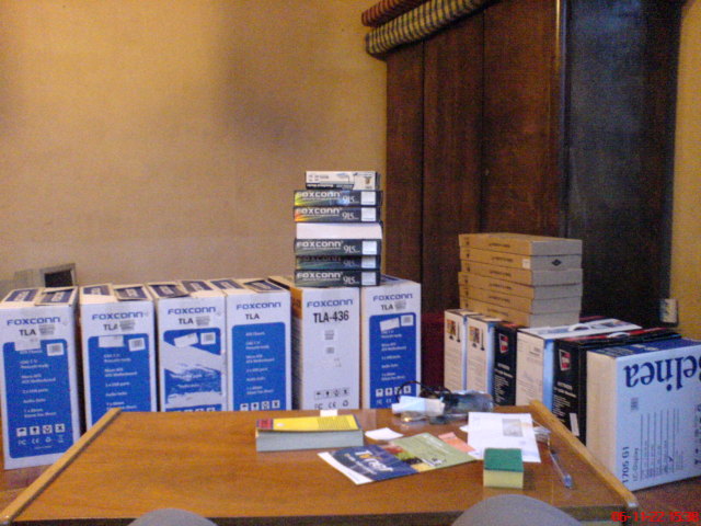 Scaled image installfest01.jpg 