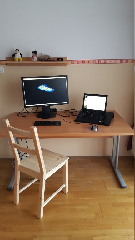 Scaled image totallyrealnofakeworkspace.jpg 