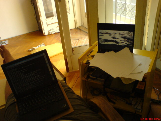 Scaled image workplace.jpg 