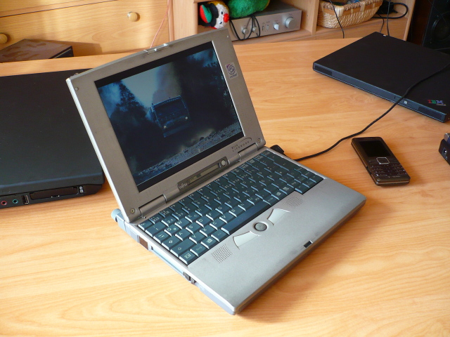 Scaled image fujitsu_lifebook_b110_pindur_0.jpg 