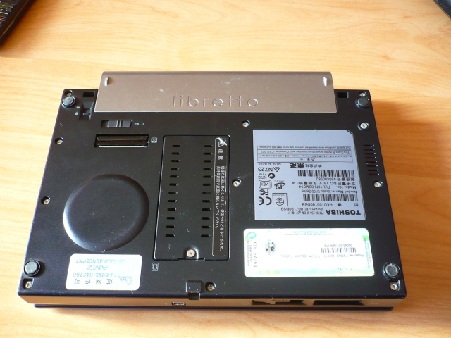 Scaled image toshiba_libretto_u100_guido_3.jpg 