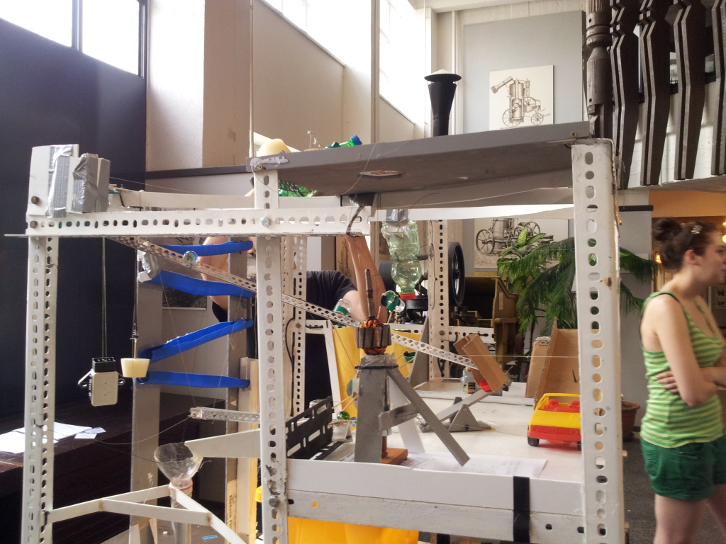 Scaled image phob0049.JPG 