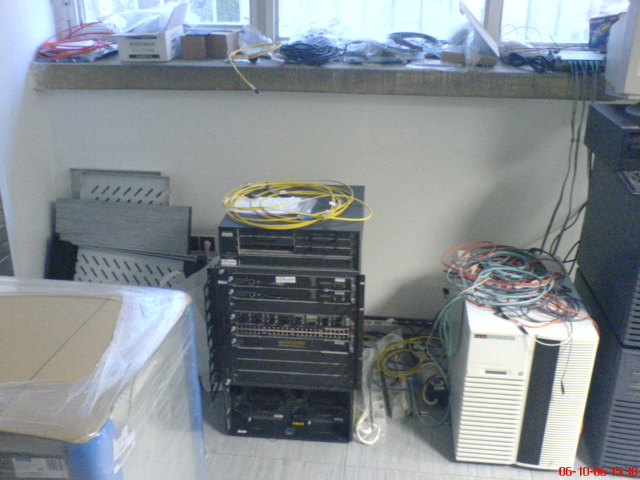 Scaled image szieroom02.jpg 