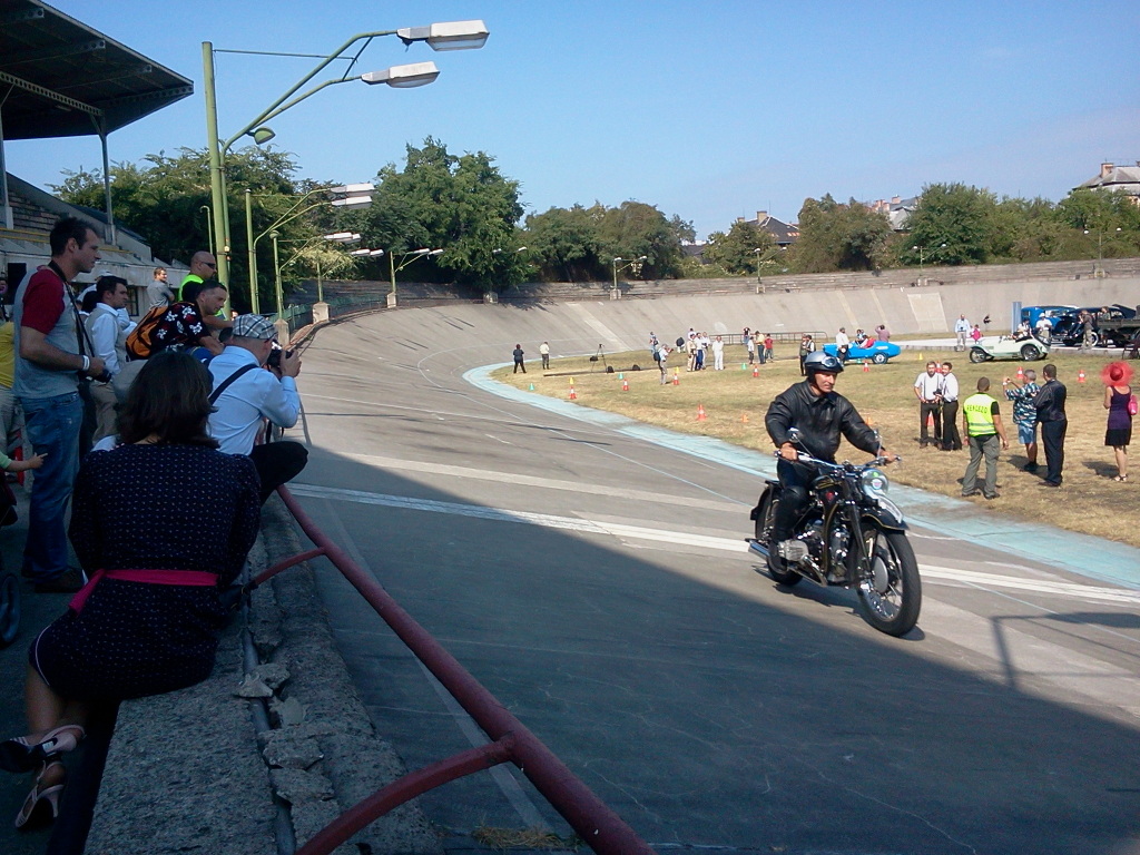 Scaled image 2011-09-17 11.44.11.jpg 