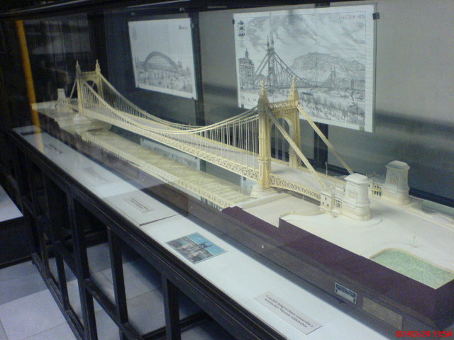 Scaled image kozlmuz08.jpg 