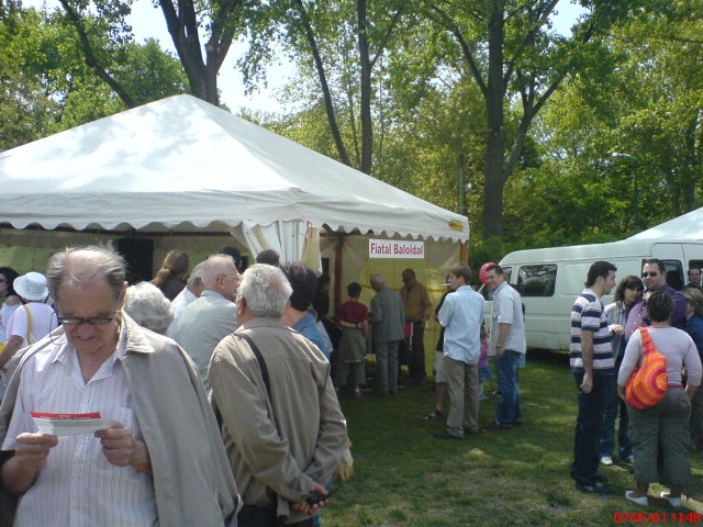 Scaled image majalis2007-18.jpg 