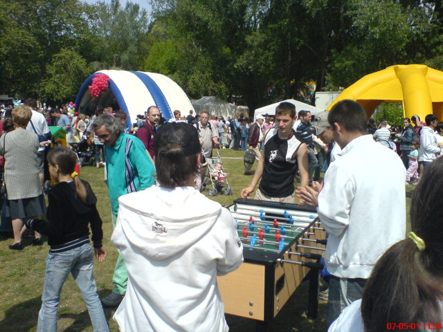 Scaled image majalis2007-30.jpg 