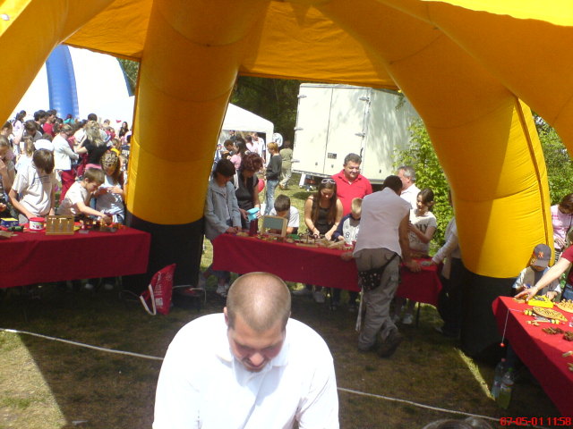 Scaled image majalis2007-36.jpg 