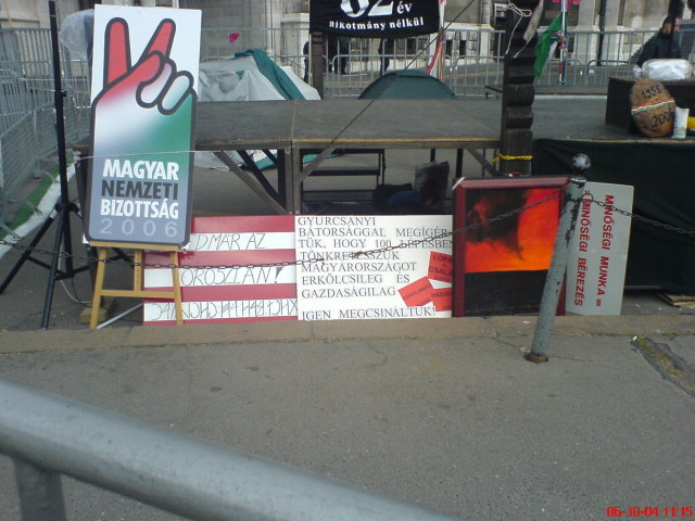 Scaled image nemzethalal15.jpg 