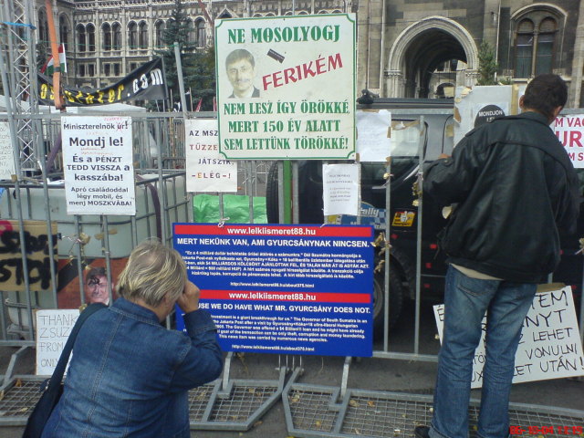 Scaled image nemzethalal25.jpg 